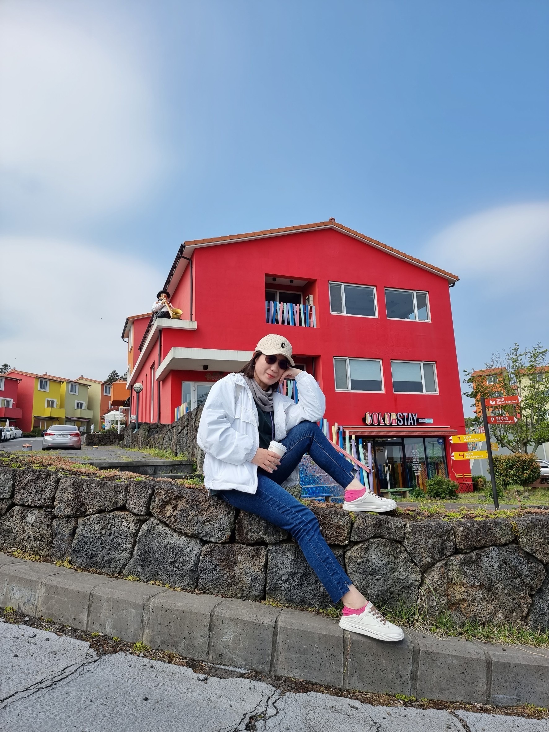 酒店小姐可以做週末兼差嗎? - 相关图片 关于酒店小姐可以做週末兼差嗎?的插图