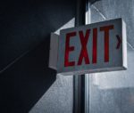紅色 EXIT 緊急出口指示燈